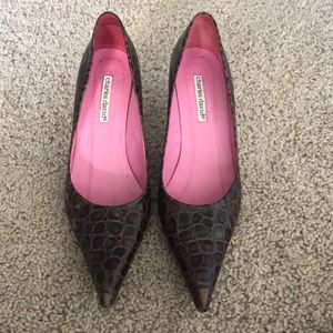 Charles David brown animal print 2 inch heels.